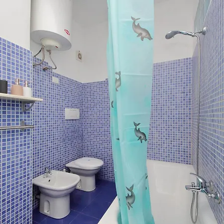 Domus Sinuessa Pensión