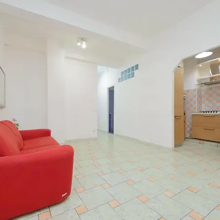 Domus Sinuessa Pensión