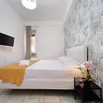 Domus Sinuessa *