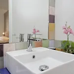 Konukevi Domus Sinuessa