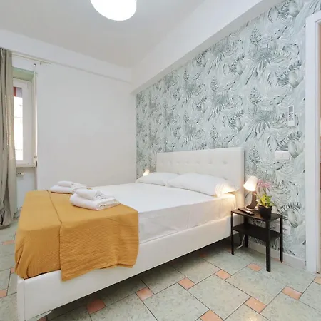 Konukevi Domus Sinuessa *