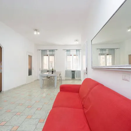 Domus Sinuessa *