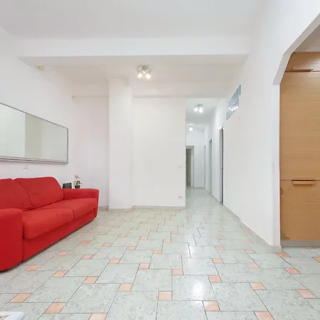 Konukevi Domus Sinuessa