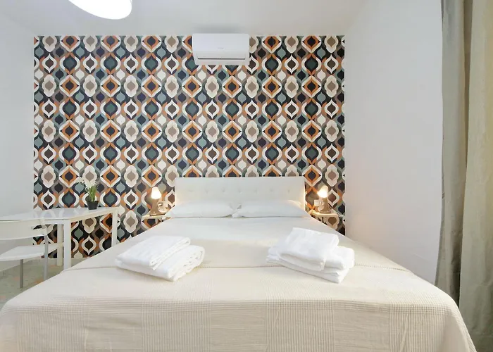 Domus Sinuessa Rome