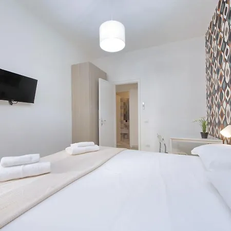 بيت ضيافة Domus Sinuessa روما