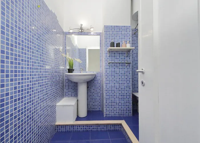 Domus Sinuessa بيت ضيافة