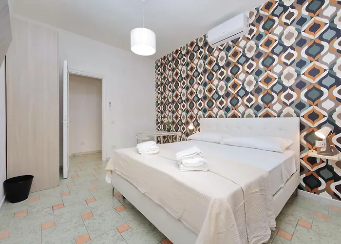 Domus Sinuessa بيت ضيافة روما