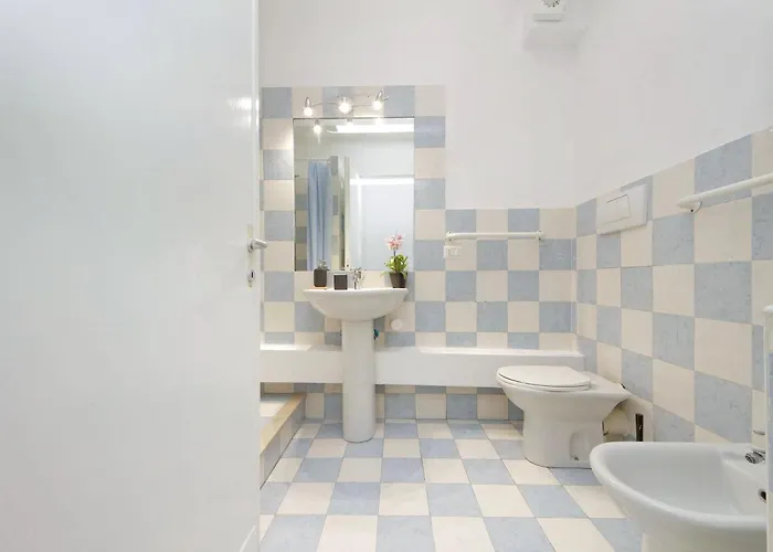 بيت ضيافة Domus Sinuessa روما