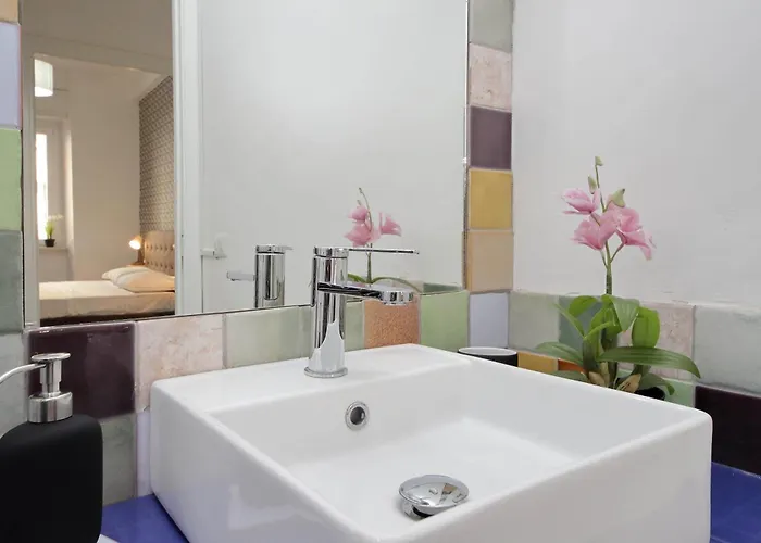 بيت ضيافة Domus Sinuessa