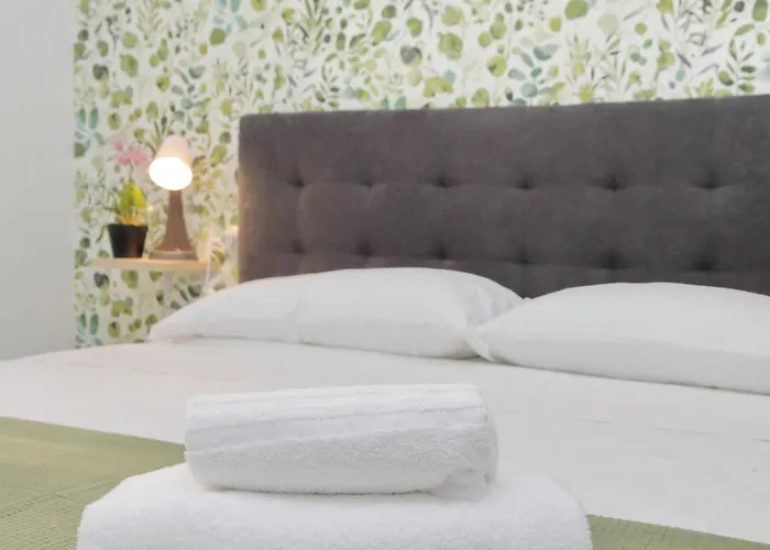 Domus Sinuessa بيت ضيافة روما