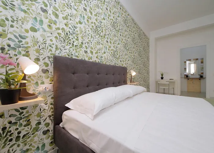 بيت ضيافة Domus Sinuessa