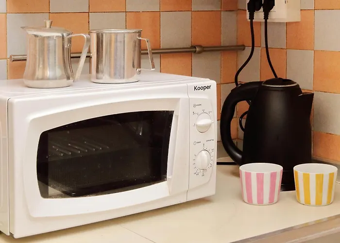 Domus Sinuessa بيت ضيافة