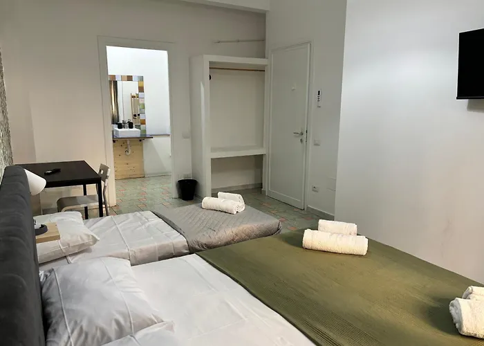 Domus Sinuessa روما